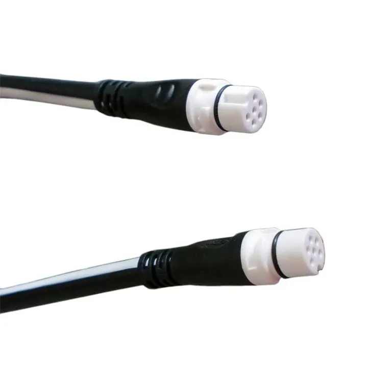 ������ ������� Raymarine GPS 6� ( White Spur Cable 6m (RS130 antenna cable)