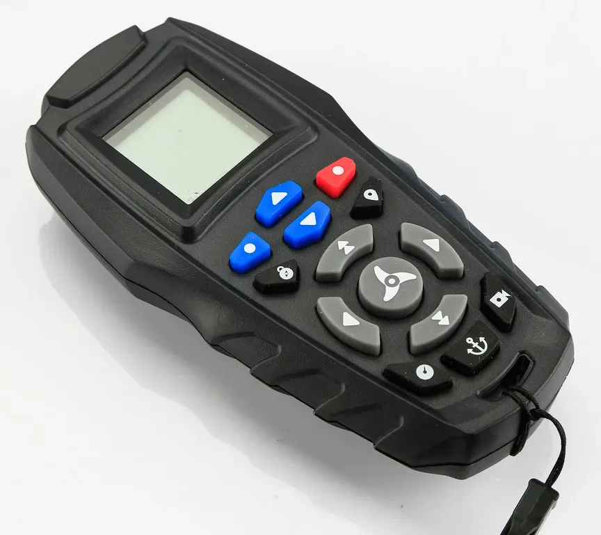 ������������ SEA-PRO 65L 12v GPS